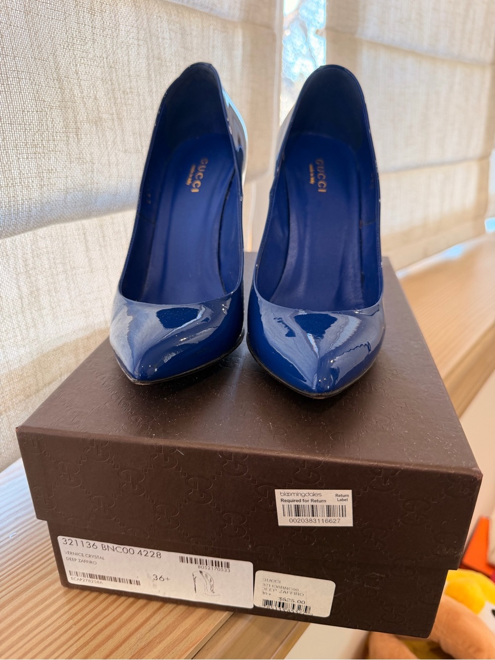 Gucci Navy Patent Leather Pointed Toe Heels